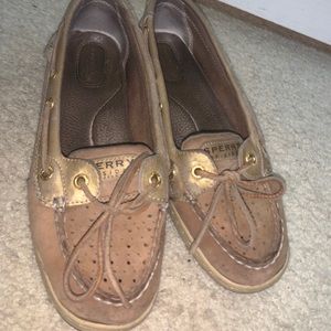tan sperry’s!✨